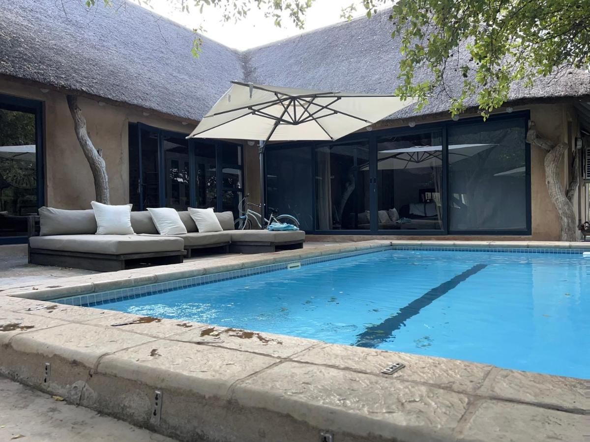 Simba Safaris African Pride Exotic Lodge Lephalale Exteriör bild