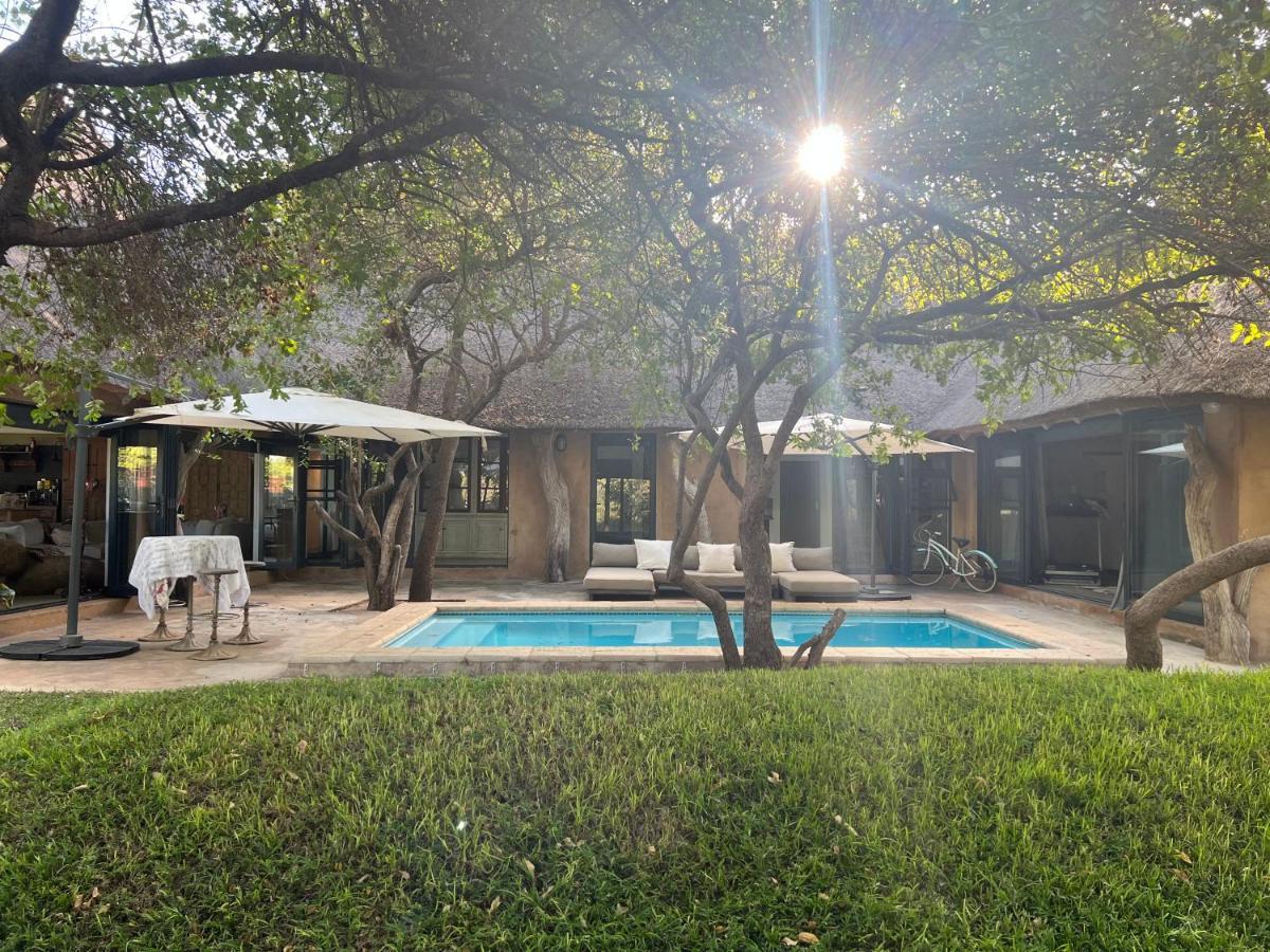 Simba Safaris African Pride Exotic Lodge Lephalale Exteriör bild