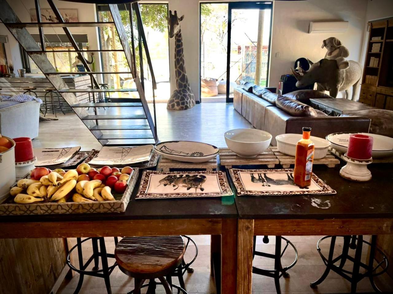 Simba Safaris African Pride Exotic Lodge Lephalale Exteriör bild