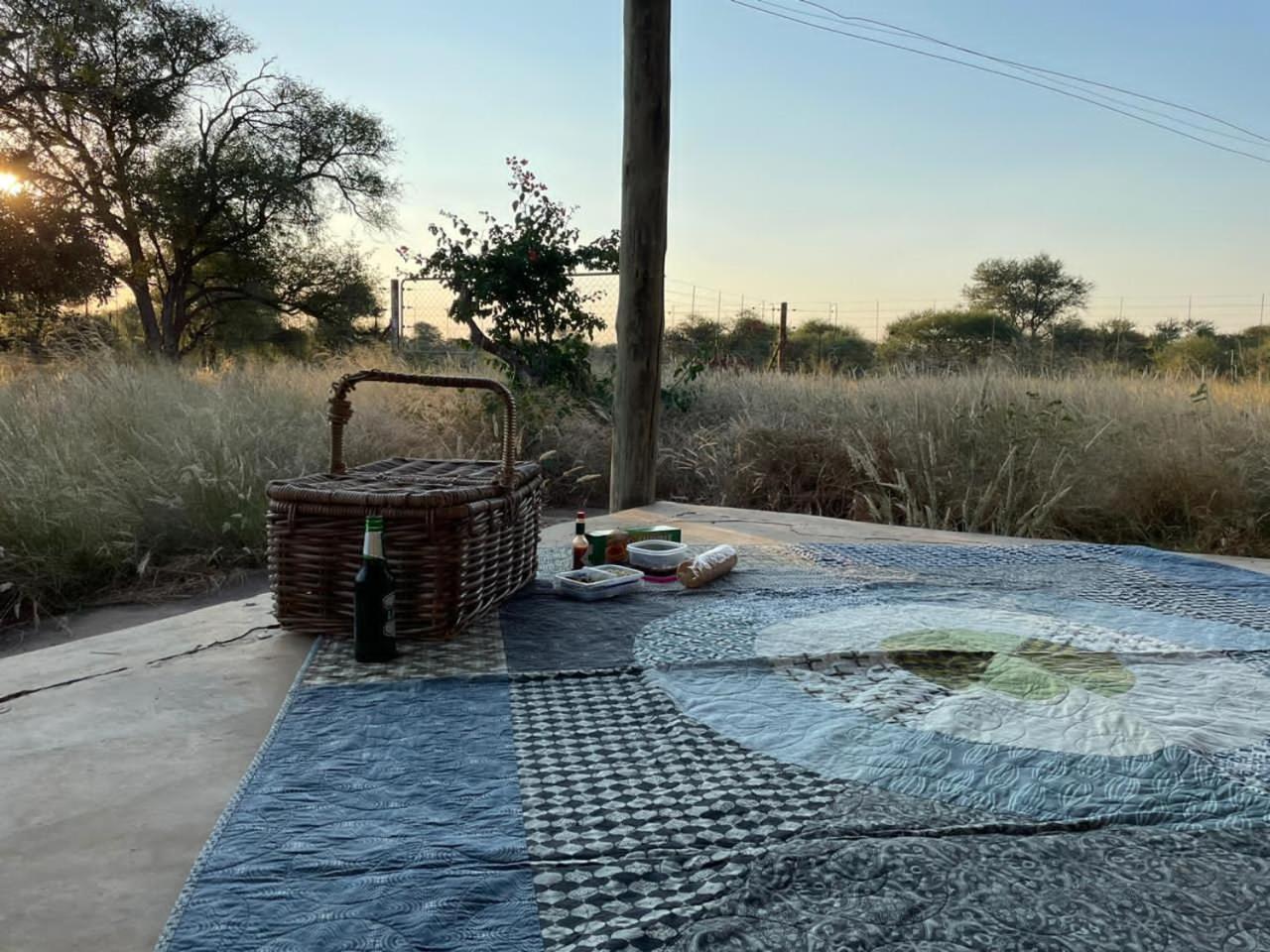 Simba Safaris African Pride Exotic Lodge Lephalale Exteriör bild